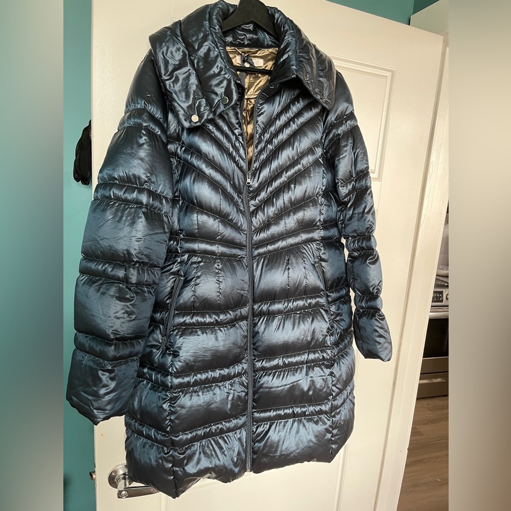 TravelSmith Down-Filled Stadium Packable Coat